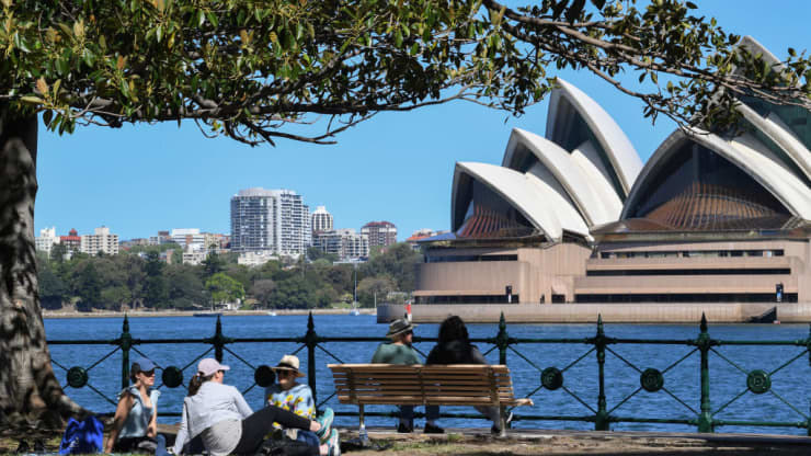 Sydney to allow quarantine-free international travel for Australians from next month