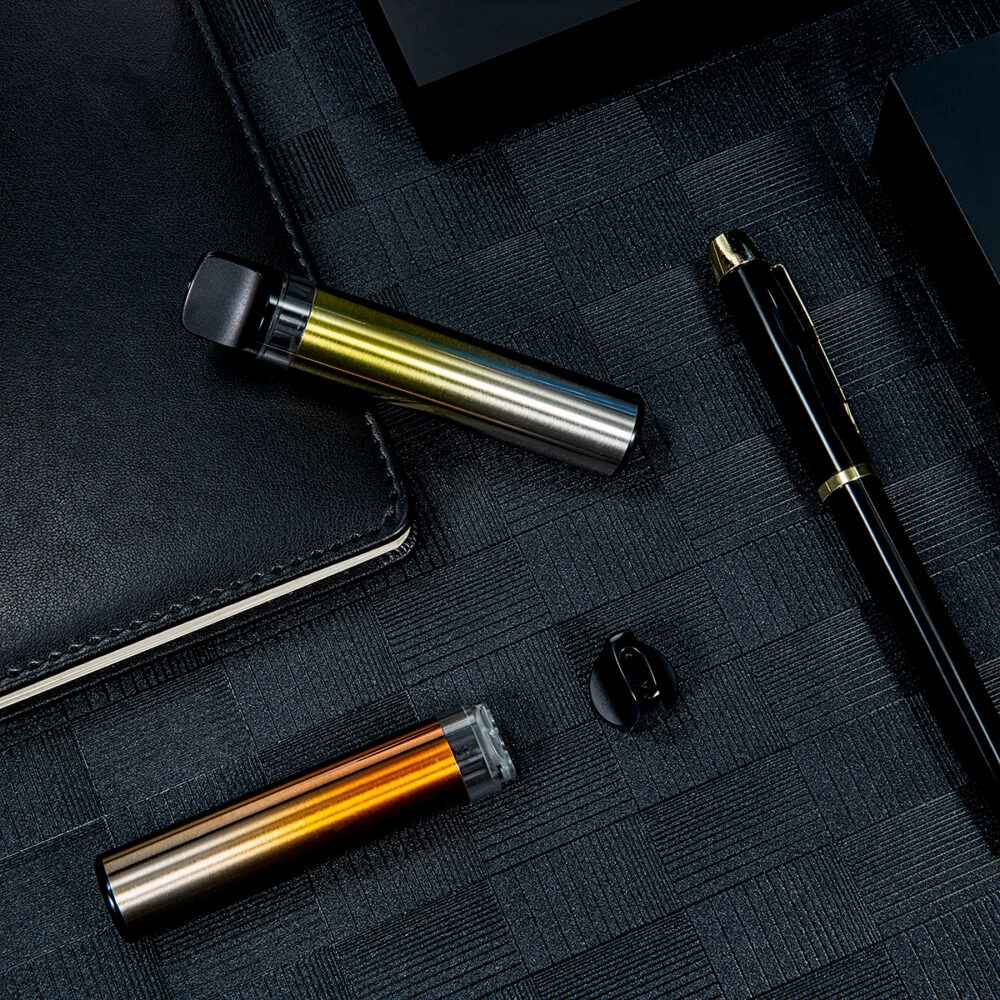 Customize Your Vaping Experience with Refillable Vapes